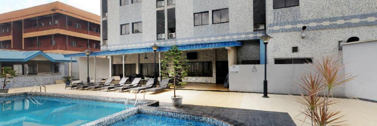 Room In Lodge - Owu Crown Hotel, Ibadan Exterior photo